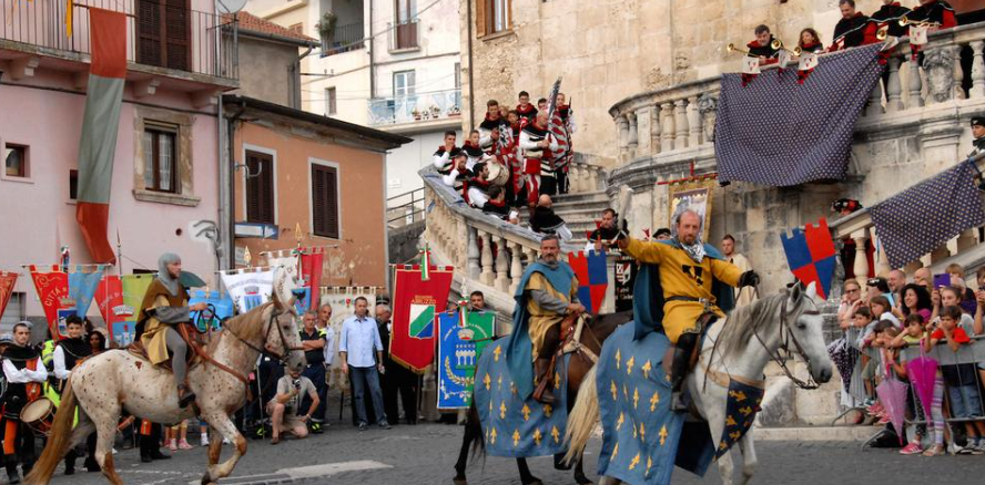 La cultura partecipativa in Abruzzo. Il ruolo della Public History nella costruzione dell’identità locale
